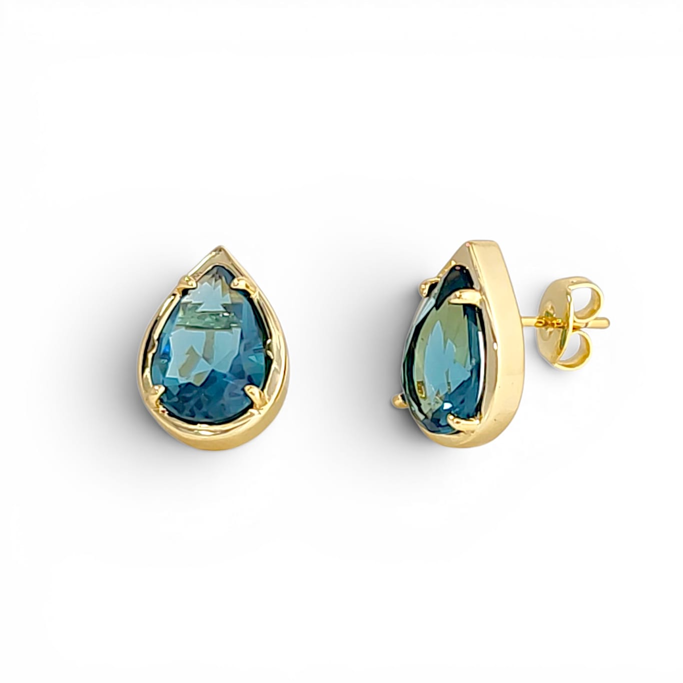 London blue pear-cut crystal stud earrings in 18k gold plated bezel