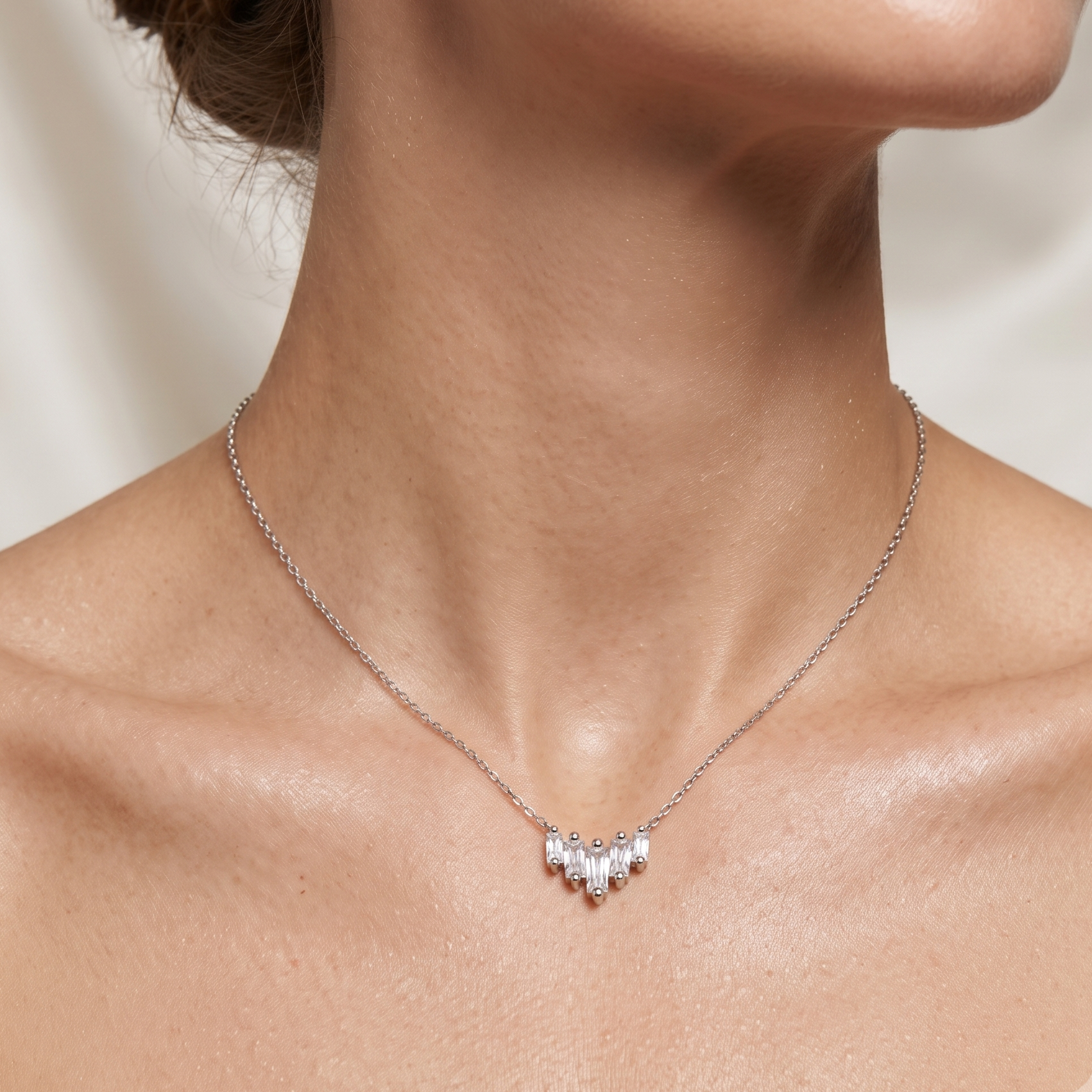 baguette mini necklace