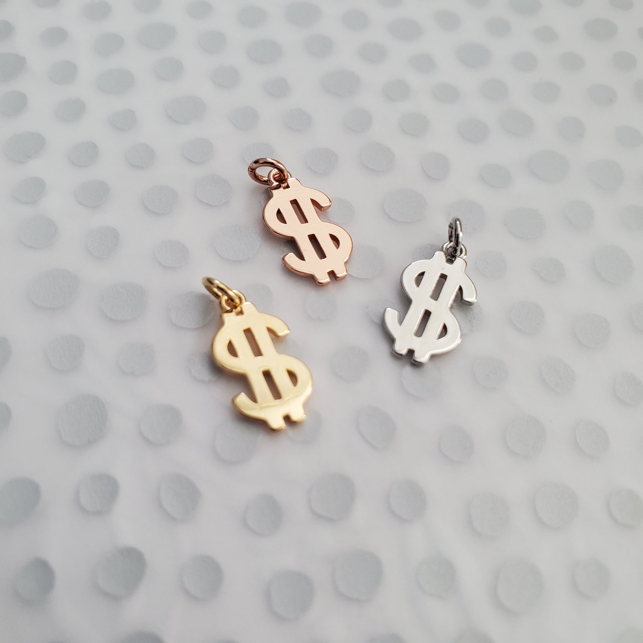 PENDANT DOLLAR SIGN