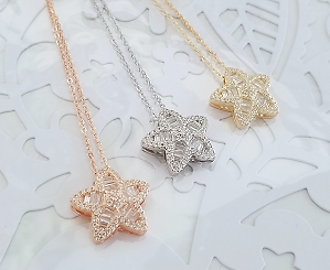 NECKLACE STARFLOWER