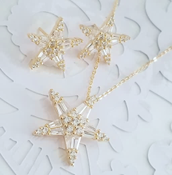 NECKLACE STAR